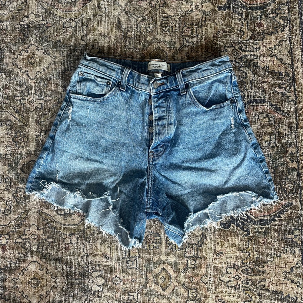 Abercrombie Dad Short High Rise Curve Love